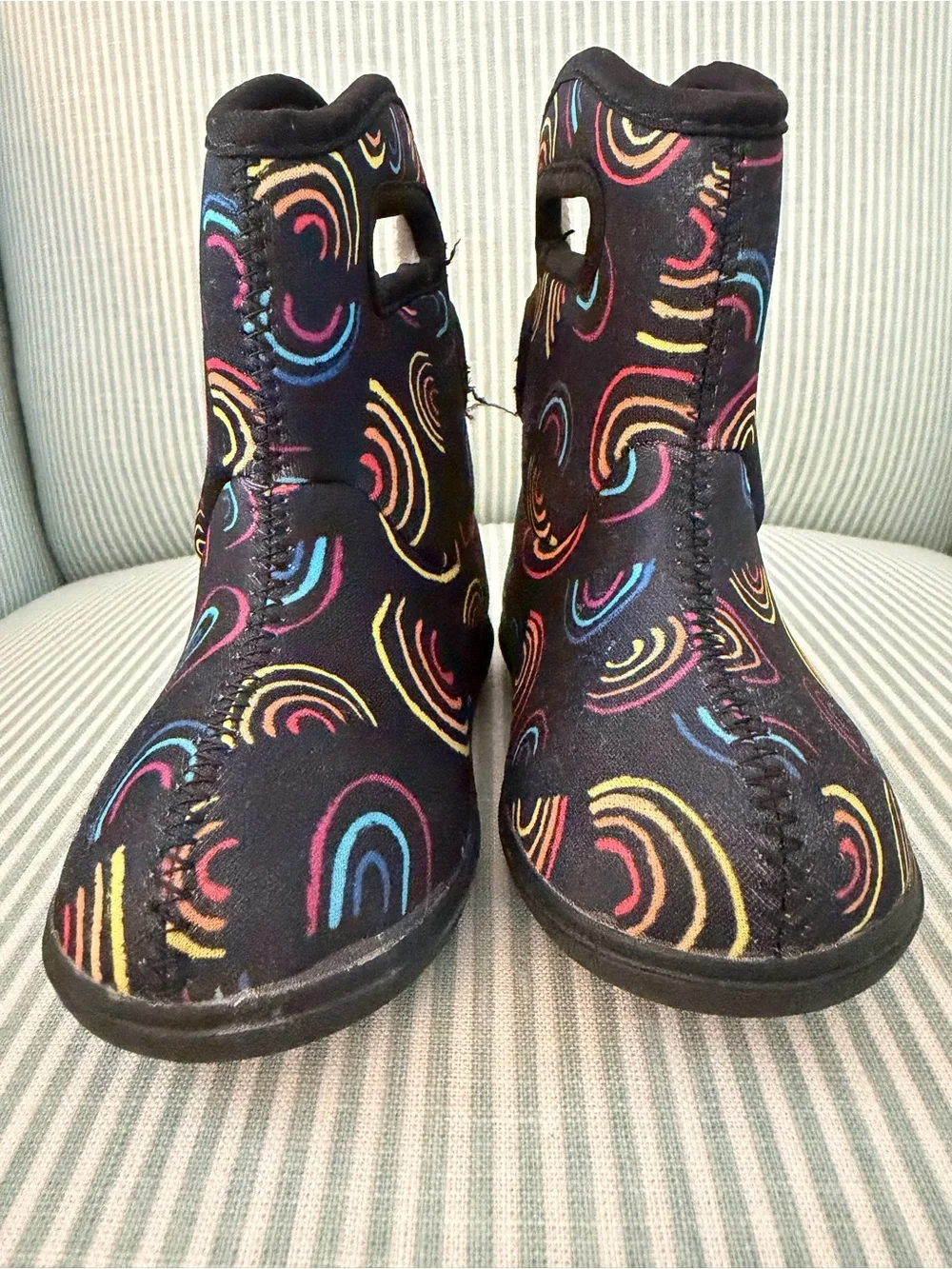 Bogs Baby Pull-On Waterproof Lined Boots Rainbow, Size 7
